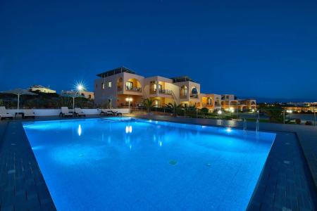 Nanakis Beach Luxury Apartments - 4