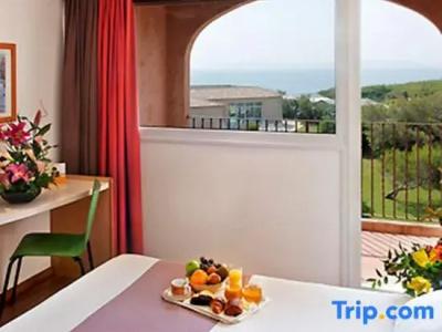 ibis Thalassa Hyeres Plage - 58