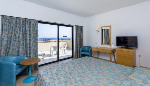 Blue Sea Holiday Village - 4