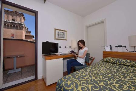 Mercure Ferrara - 53