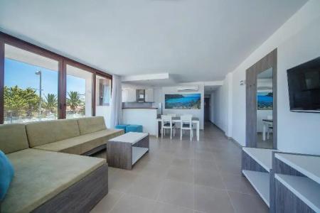 ApartFerrer Skyline - 91