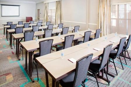 Residence Inn Dallas Park Central - 11