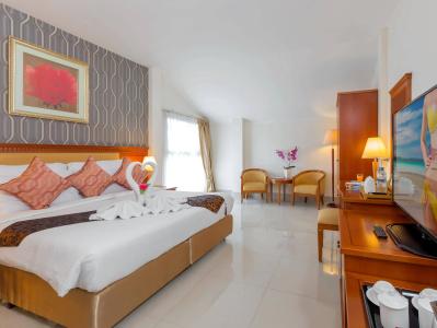 The Golden Ville Boutique and Spa - 16