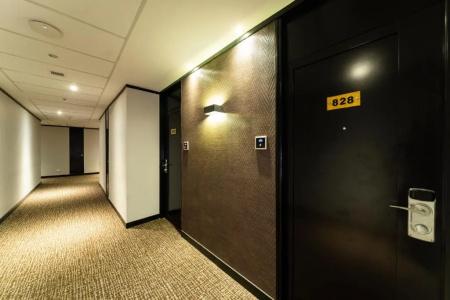 Royal @ Queens (SG Clean, Staycation Approved) - 11
