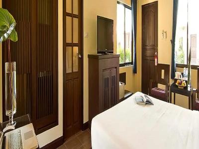 Rose Bay Resort - 42