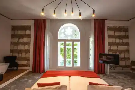 Monastery Boutique Budapest - 13