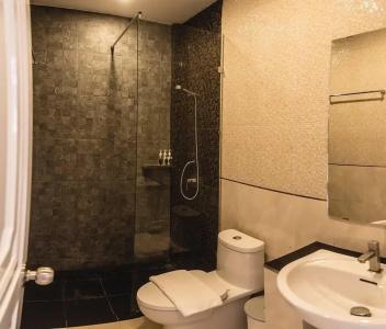 Ban's Avenue Guesthouse - 23