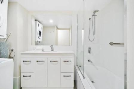 Markham Court - 145