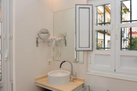Boutique Elvira Plaza - 8
