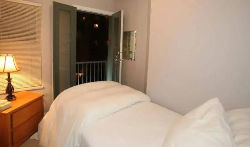 Times Square Suites - 46