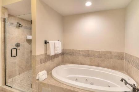 RiverStone Resort & Spa - 223