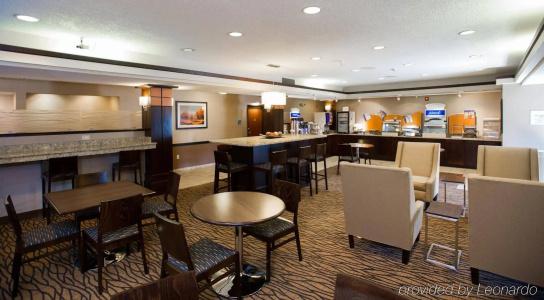 Holiday Inn Expresss & Suites West, An Ihg - 10
