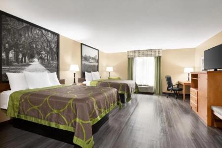 Super 8 by Wyndham Savannah - 54