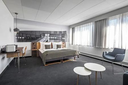 Best Western Plus Airport - 92