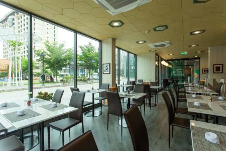 Best Western Prime Square - 18