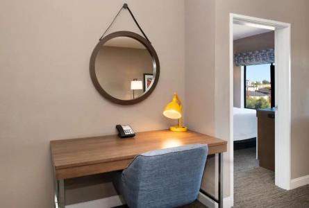 Hampton Inn Phoenix Airport North - 62