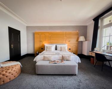 Villars Palace - 165