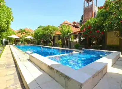 Gora Beach Inn - 12