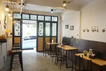Feel Good Bangkok Hostel - 25