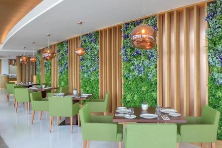Hilton Creek & Residences - 19