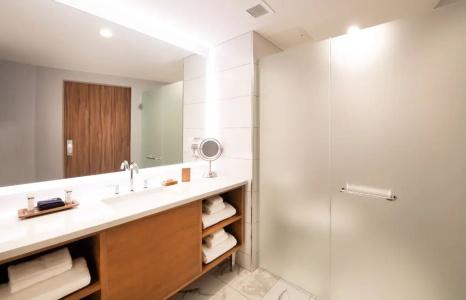 The Charter Seattle, Curio Collection By Hilton - 75