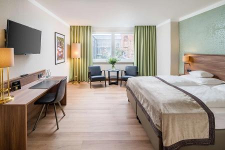 Best Western Plus Excelsior - 50