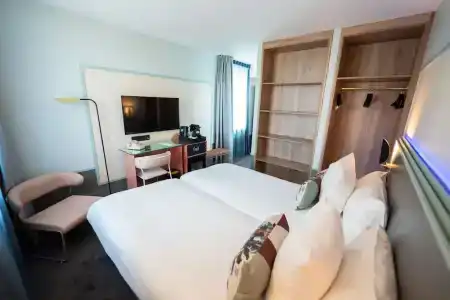 Aiden by Best Western @ Clermont-Ferrand - 83