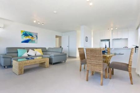 Surf Regency - 89