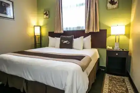 Pointe Plaza - 61