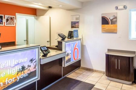 6-Bakersfield, CA - East - 1