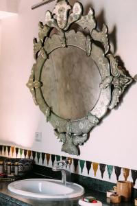 Riad Maison Bleue and Spa - 89