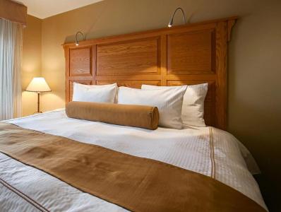 Best Western Plus Grantree Inn - 46
