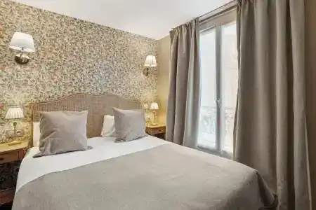 Hôtel de Sèvres - 34