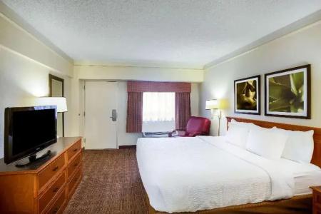 La Quinta Inn by Wyndham Austin Capitol / Downtown - 16