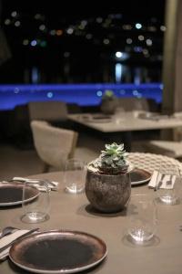 Aeonic Suites and Spa - 35