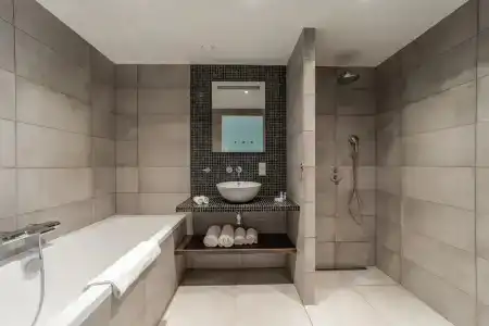 De Pier Suites - 8