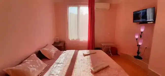 Next to beach - 42
