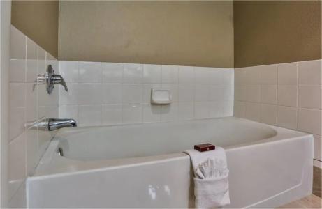 Tuscany Suites & Casino - 10