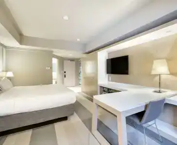 Radisson Blu Downtown - 48