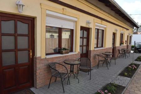 Guest House Romantika Panzio - 18