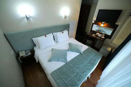Tria Elegance - 16
