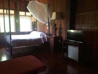 Ruen Thai Rim Haad - 36
