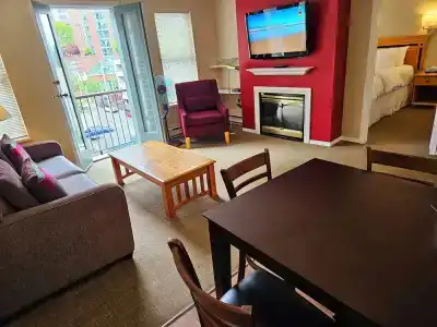 Times Square Suites - 23