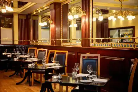 The Chester Grosvenor - 18