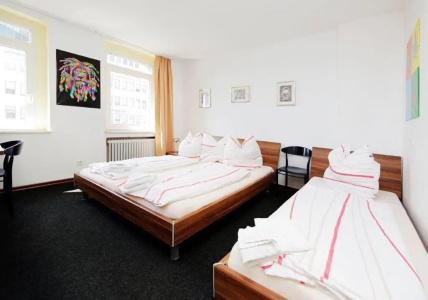 Goldener Hahn - 33