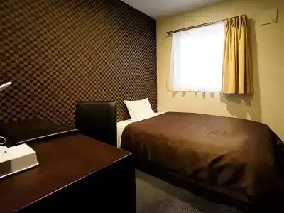 Livemax-Ekimae - 16