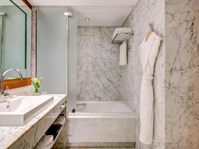 Fairmont Grand Geneva - 47