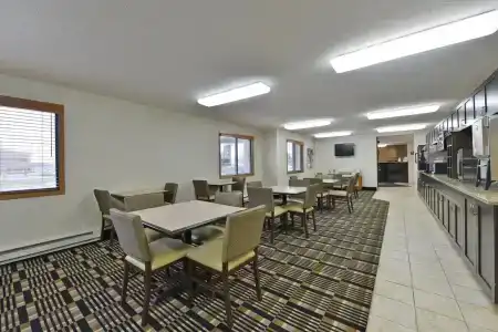 Americas Best Value Inn and Suites - 18