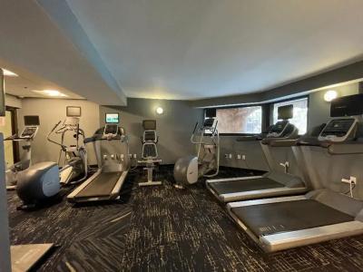 The Alexander All Suites - 17