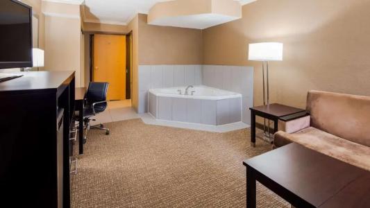 Best Western North - 49
